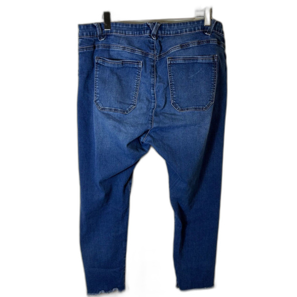 Democracy Blue Medium Wash Mid-Rise Seamless Ankle Skimmer Jeans Size 18W - Picture 4 of 14